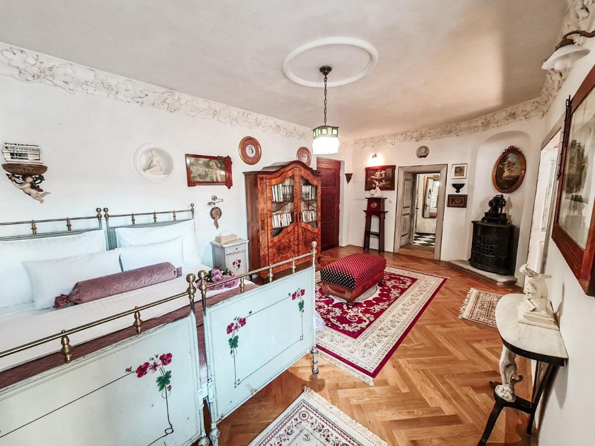 Divna Pani Luxury Gallery Rooms Banská Štiavnica Exterior foto